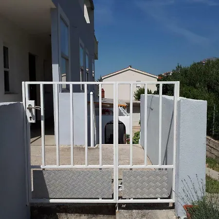 Apartman Adela Apartment