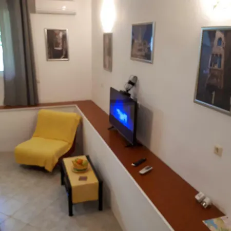 Apartment Apartman Adela