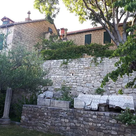 Apartman Adela Apartment *