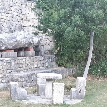 Apartman Adela Solin