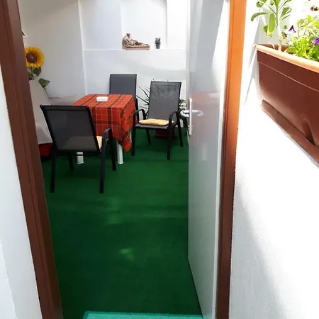 Apartman Adela *