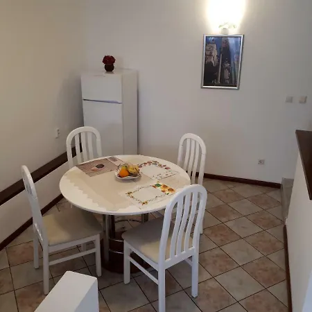 Apartman Adela Appartement Solin